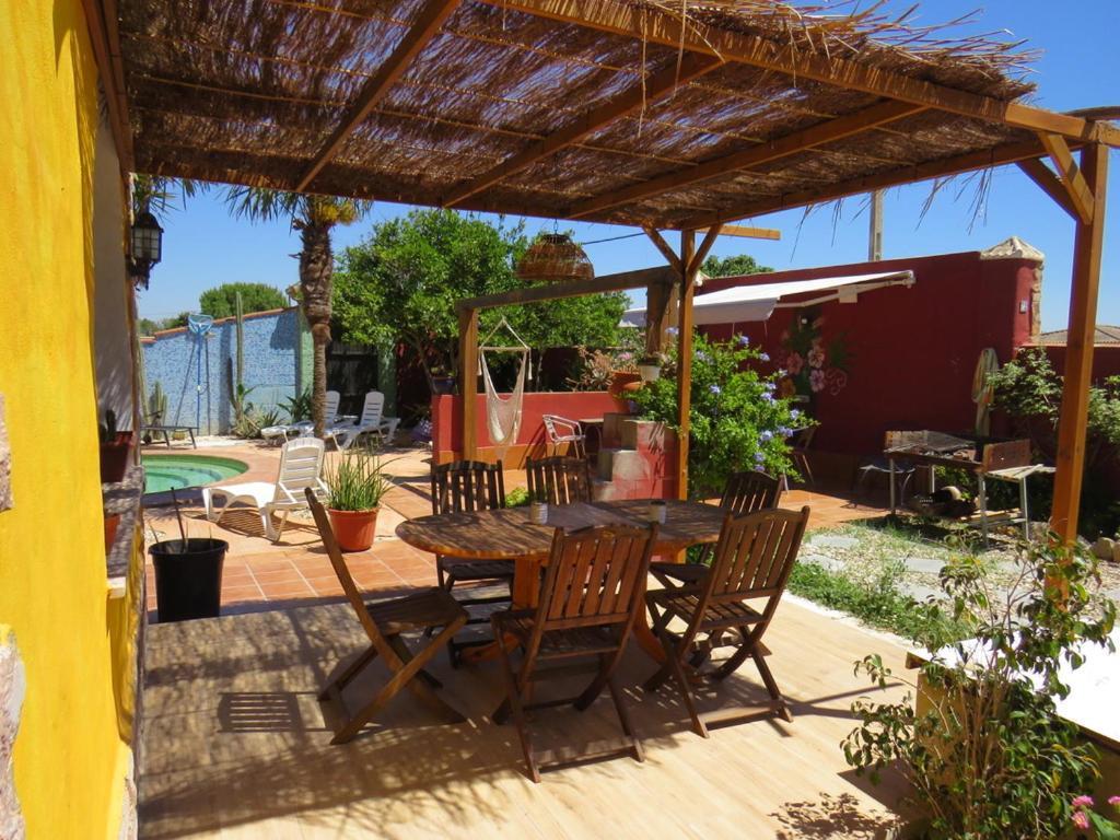 Higos Chumbos, Casa Rural Compartido 치클라나 데 라 프론테라 외부 사진